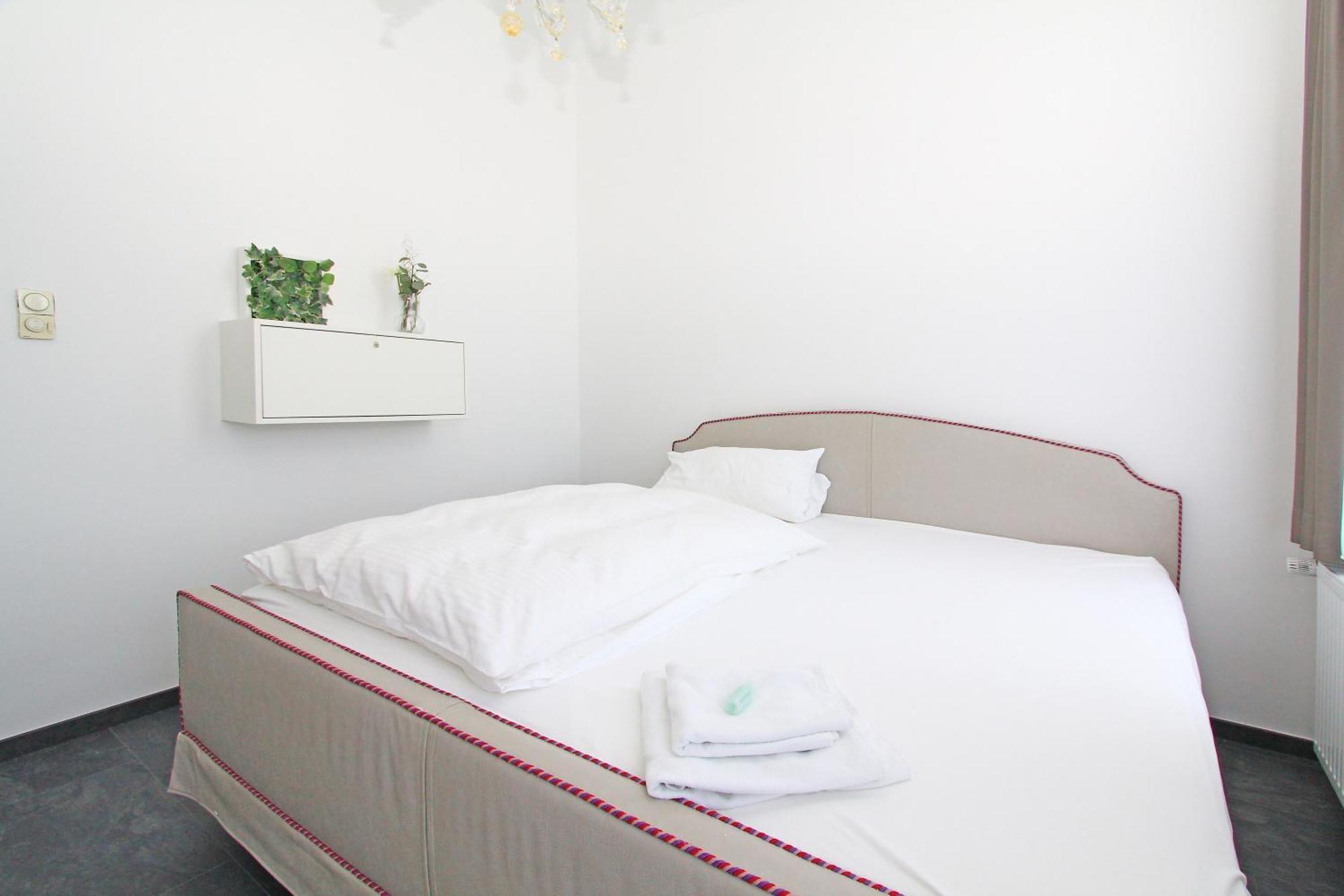 Hotel Mennicken Würselen Екстериор снимка