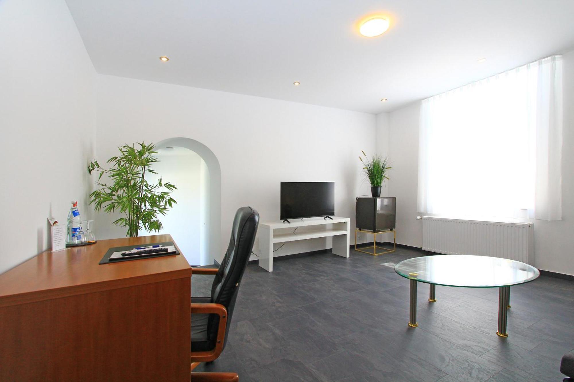 Hotel Mennicken Würselen Екстериор снимка