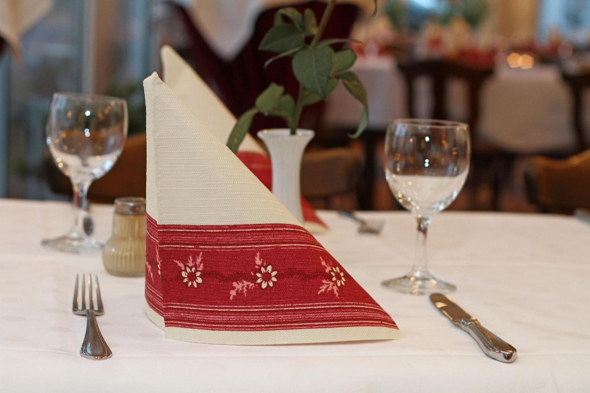 Hotel Mennicken Würselen Екстериор снимка