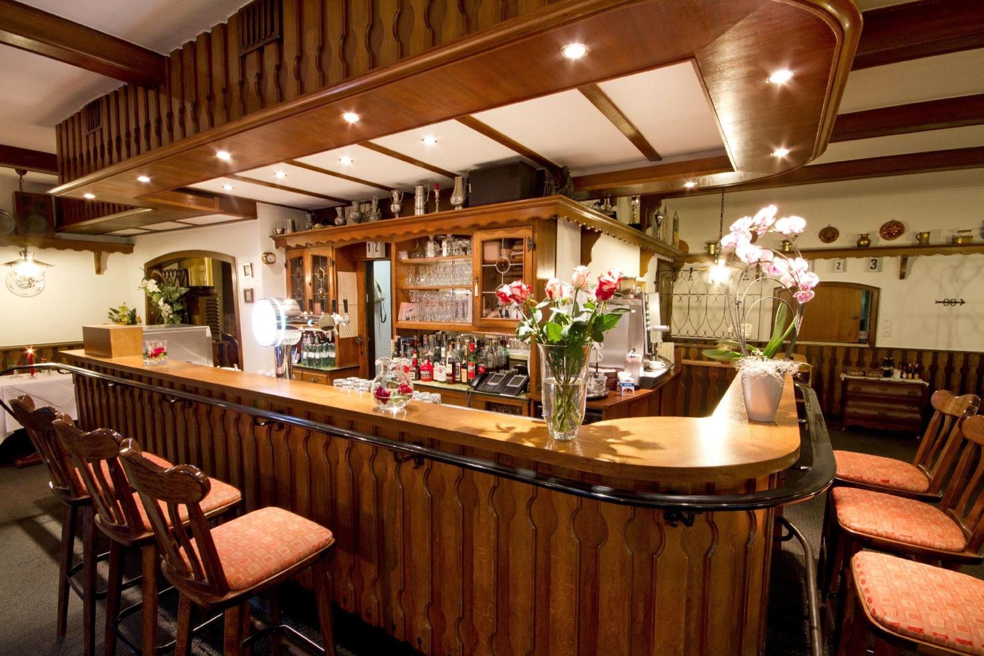 Hotel Mennicken Würselen Екстериор снимка